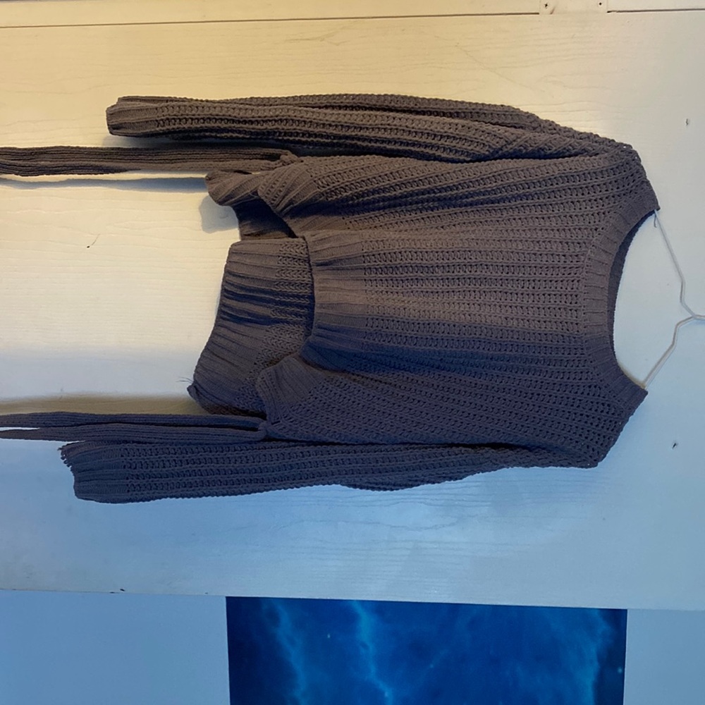 Nice sweater for cool temperatures